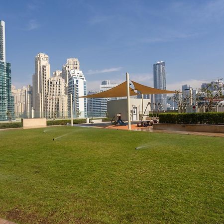 Waves Holiday Home - Waterfront Apartment With Breathtaking Sea Views Dubai Exterior photo
